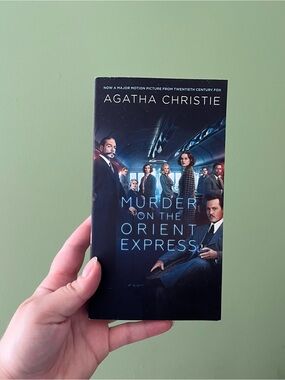 [FREE w/ Purchase] ✨ Murder on the Orient Express by Agatha Christie